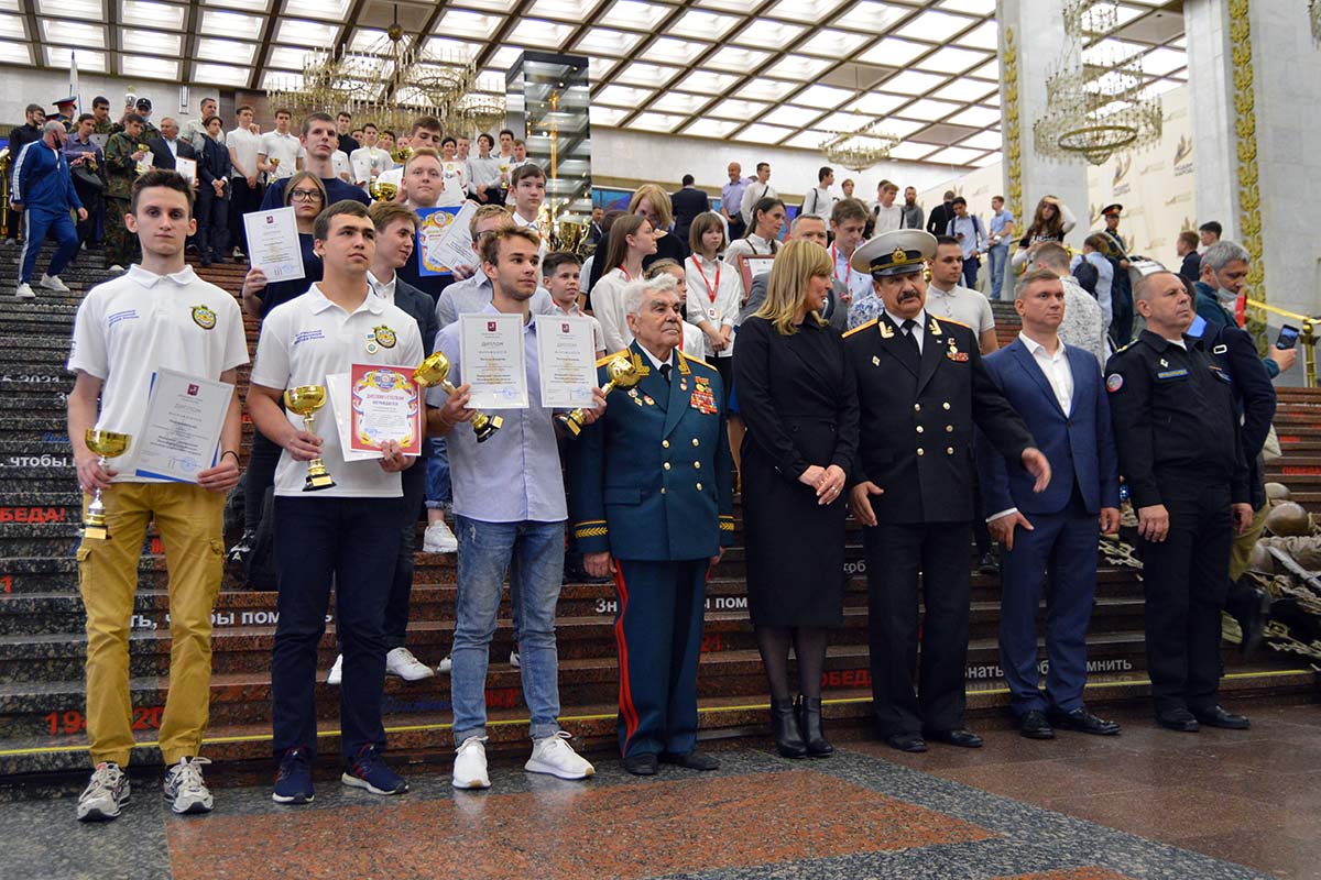 Награждение участников спартакиады допризывной молодежи в Зале Славы Центрального музея ВОВ на Поклонной горе